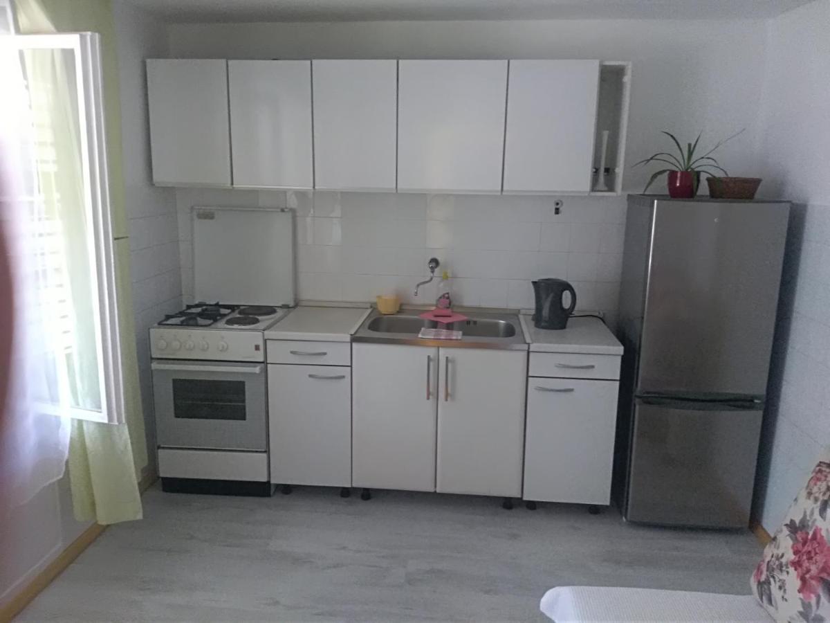 Apartmani Krbelica 1 Primošten Exterior foto